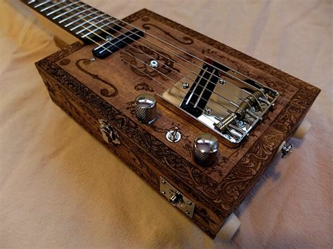 build your own electric cigar box guitar|free cigar box guitar lessons.